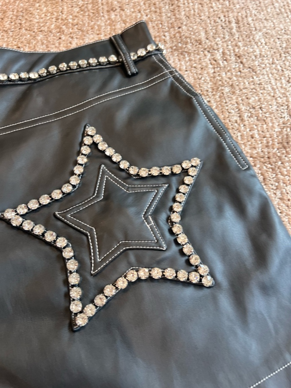 Nasty Gal Women’s Size 12 Mid Rise Jeweled Sequin Festival Shorts Faux Leather - Picture 9 of 11
